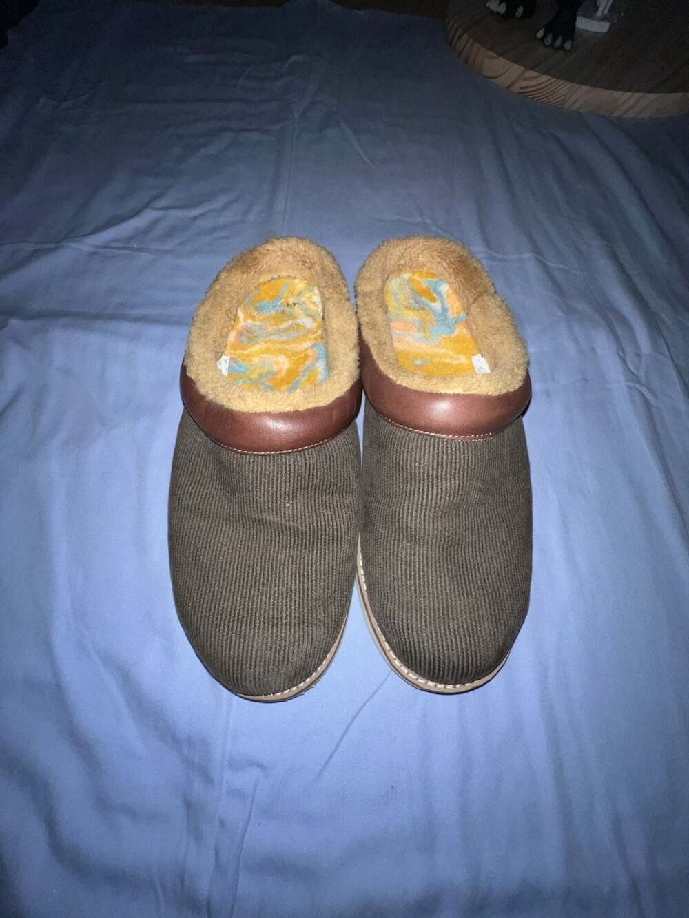 Sanuk x Grateful Dead Cozy Vibe Corduroy Slippers